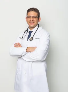 Dr. Ricardo Saenz Coto 